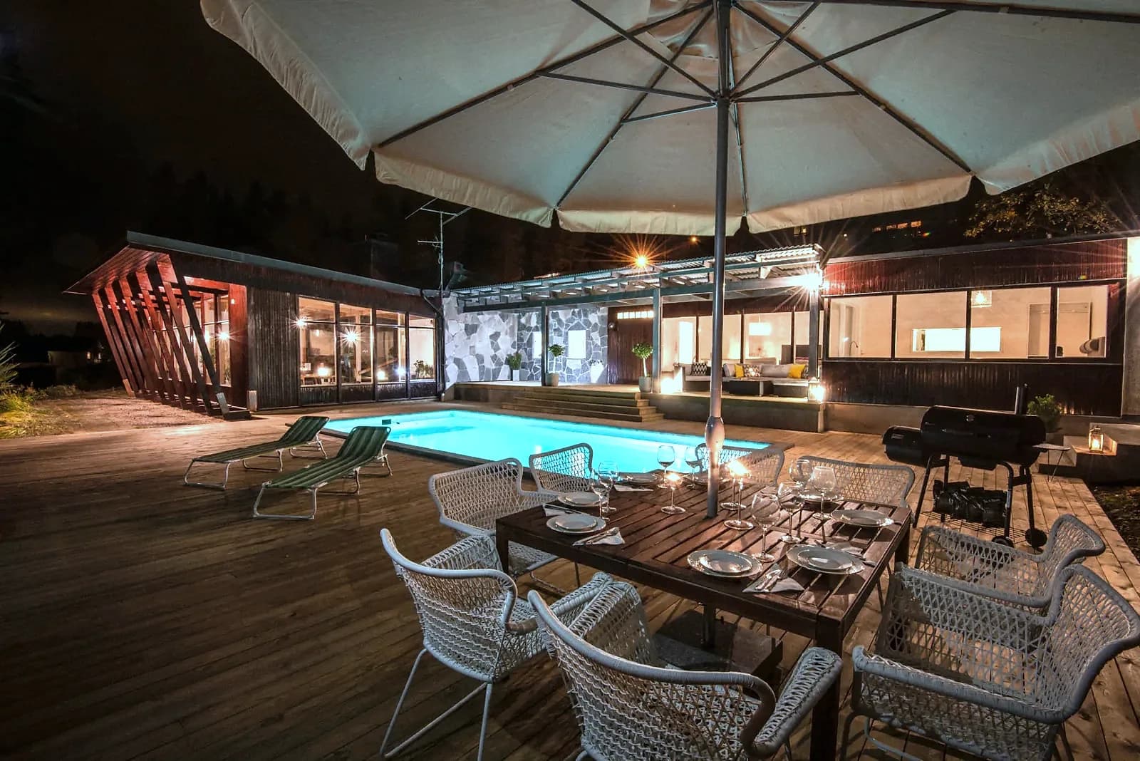 Poolen och trallen en kväll i Degerfors